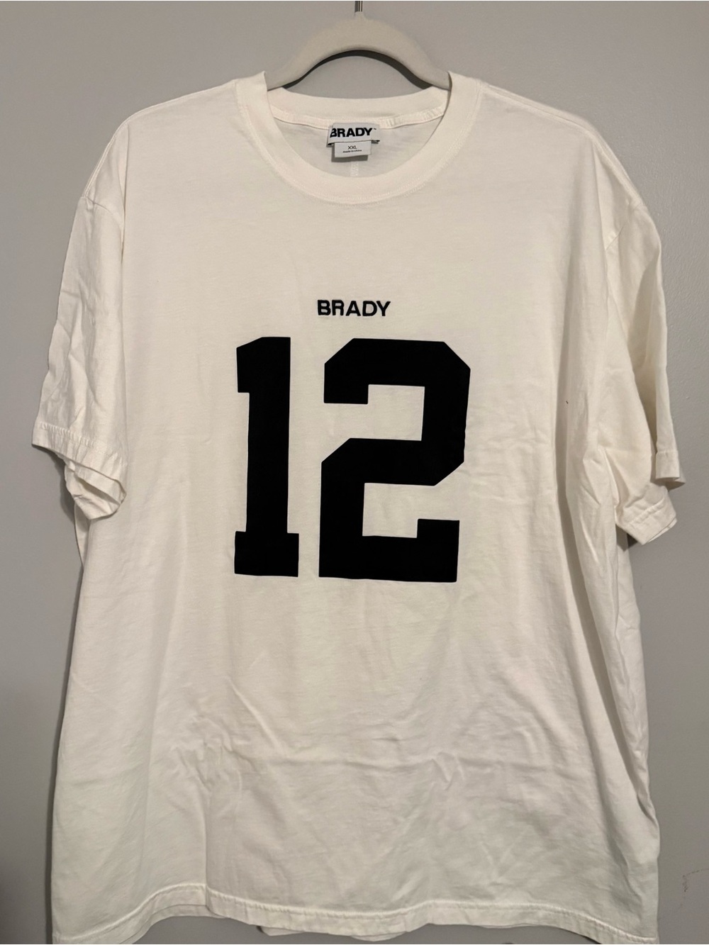 BRADY Men's White Graphic '12' Crewneck T-Shirt
